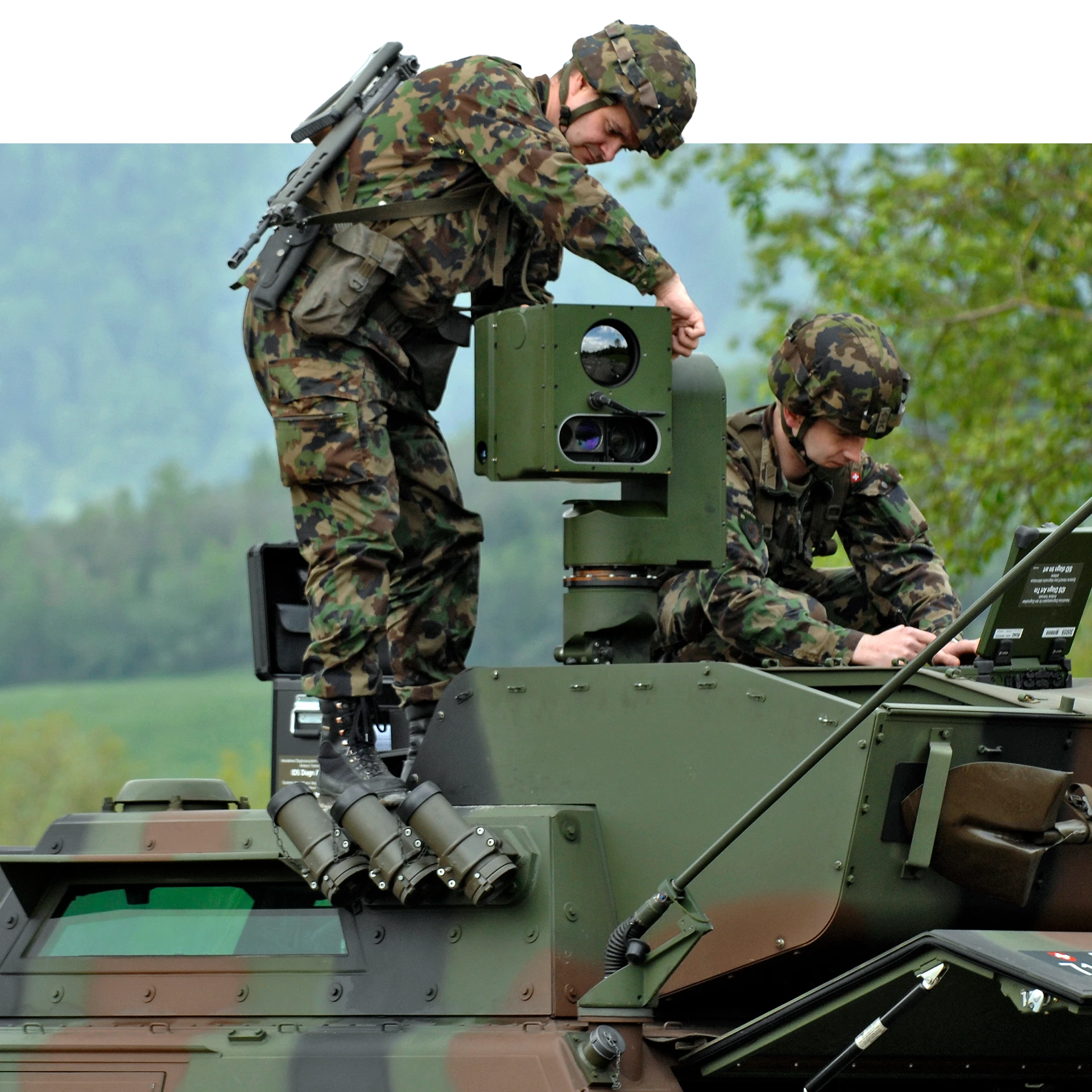 Ein Schiesskommandantenfahrzeug im Gelände